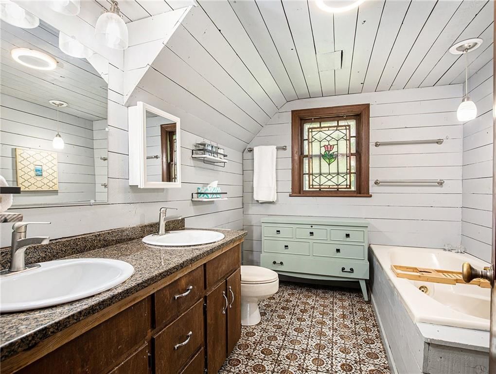 5600 N Robinhood Lane — photo 31