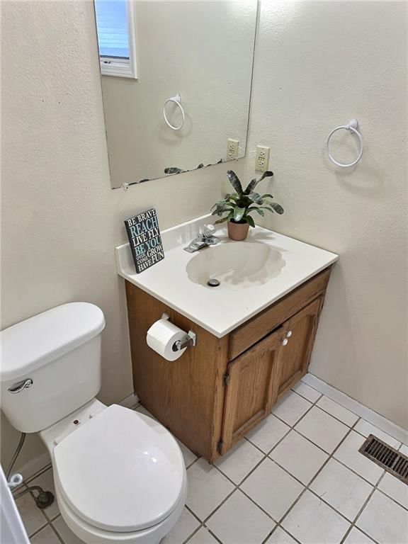 1104 W Walnut Street — photo 33