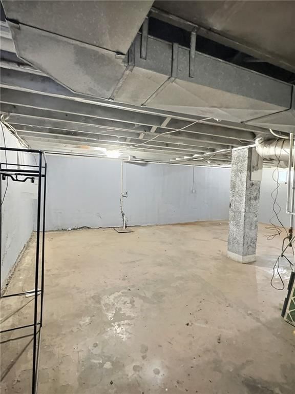 1104 W Walnut Street — photo 36