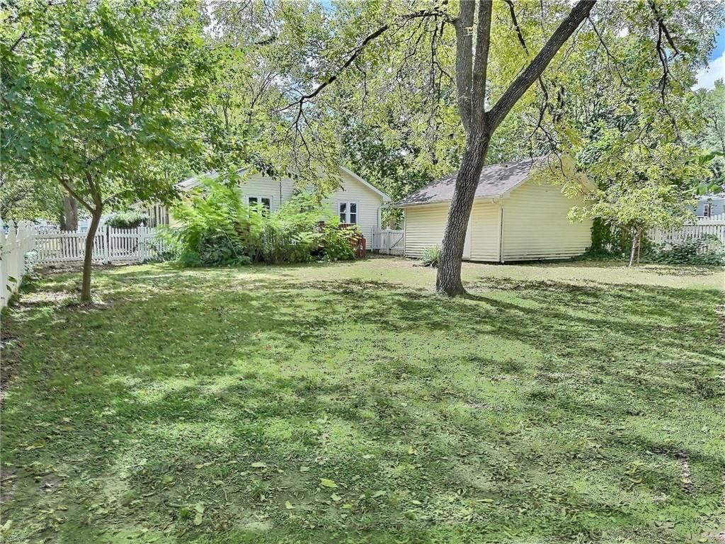 1104 W Walnut Street — photo 10