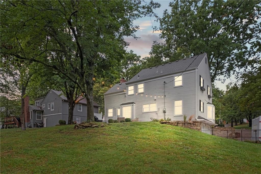 641 W Santa Fe Trail — photo 41