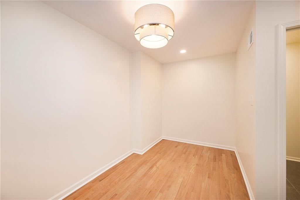 1000 W 114th Terrace — photo 23
