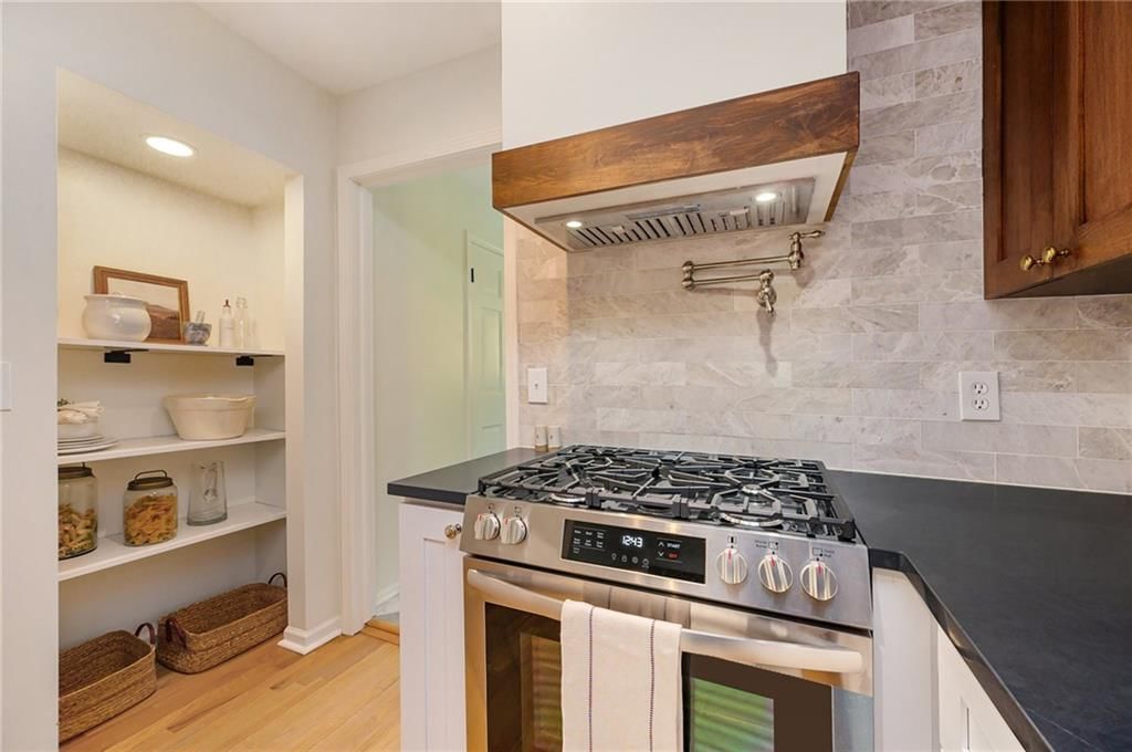1000 W 114th Terrace — photo 10