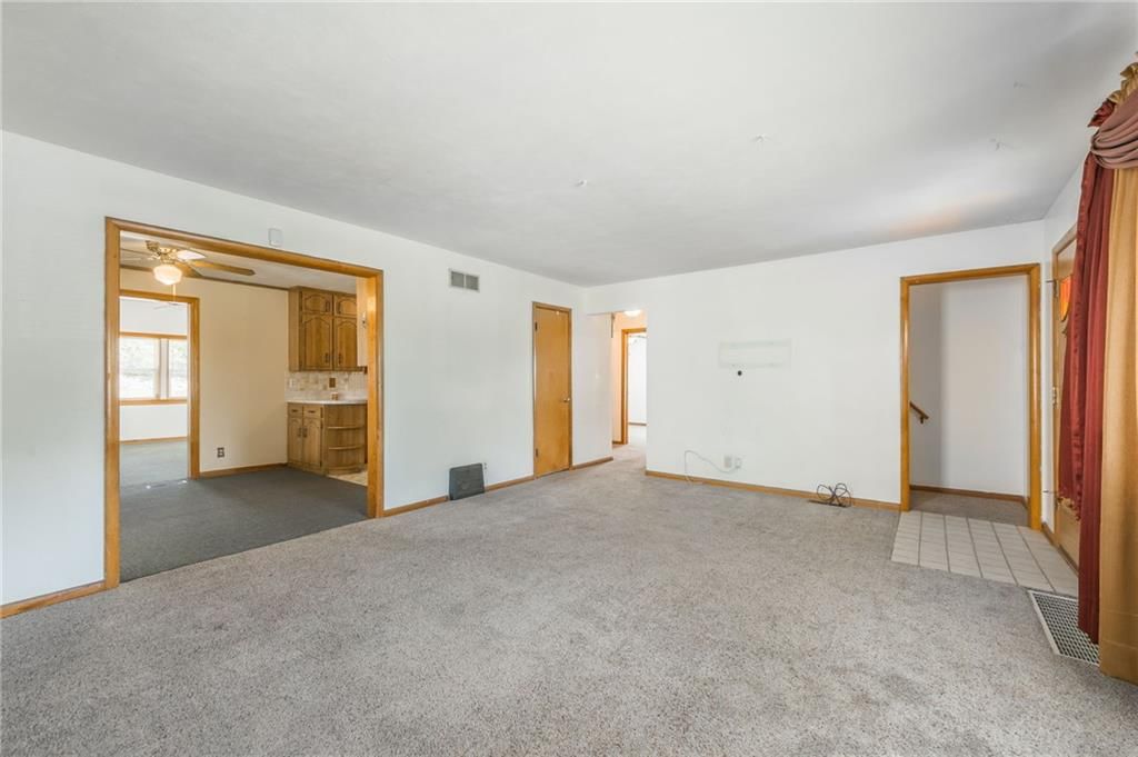 11514 E 15th Street — photo 3