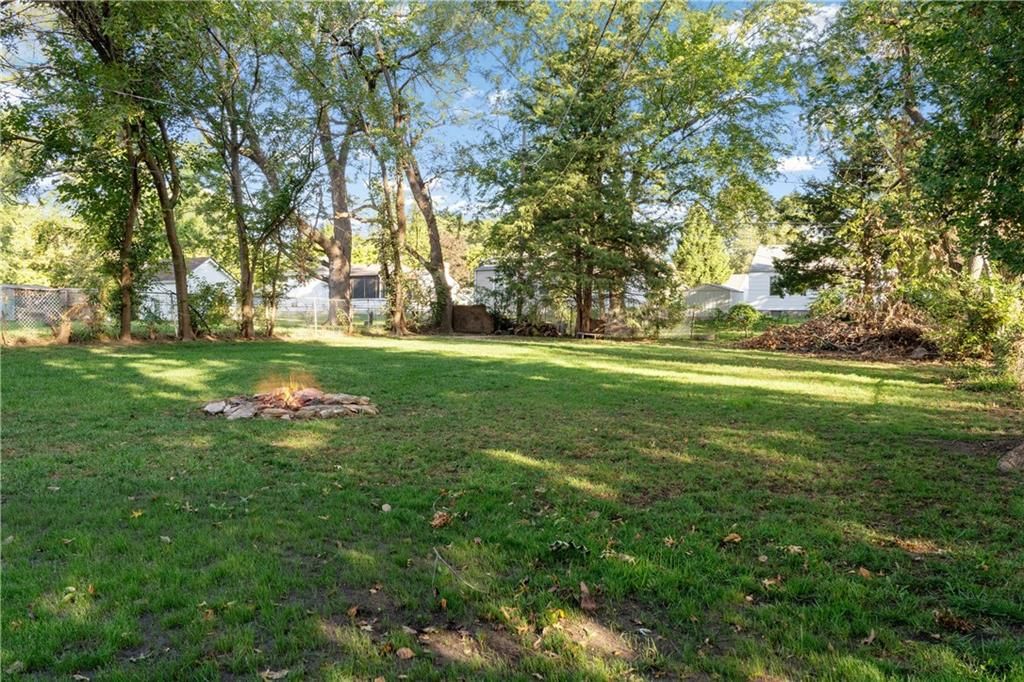 616 W 87th Street — photo 37
