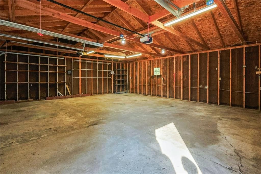3109 S 40th Terrace — photo 27