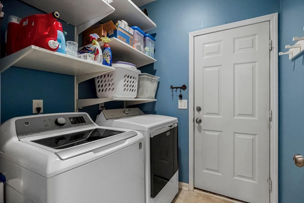 12747 S Hallet Street — photo 15