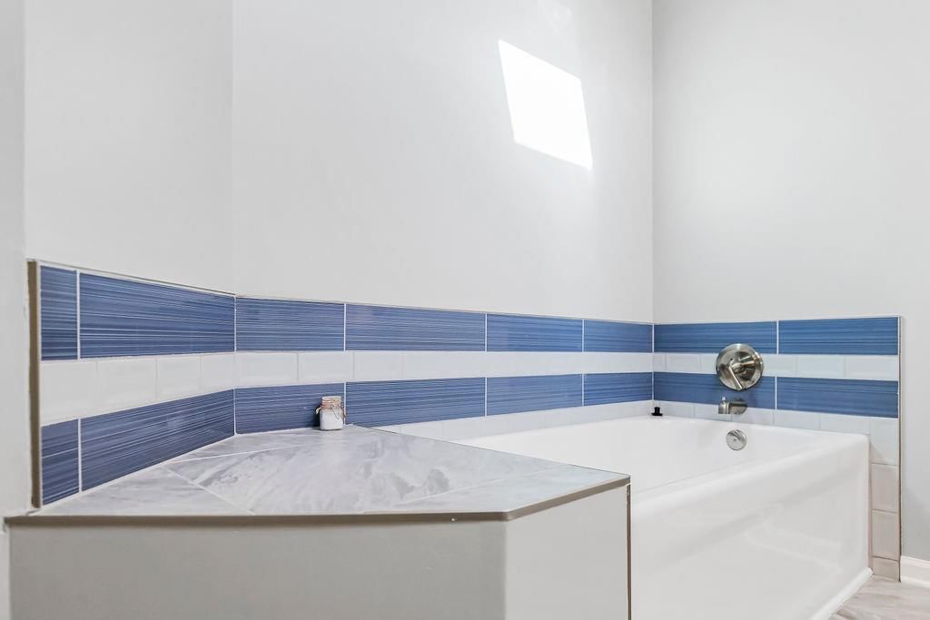 12747 S Hallet Street — photo 20