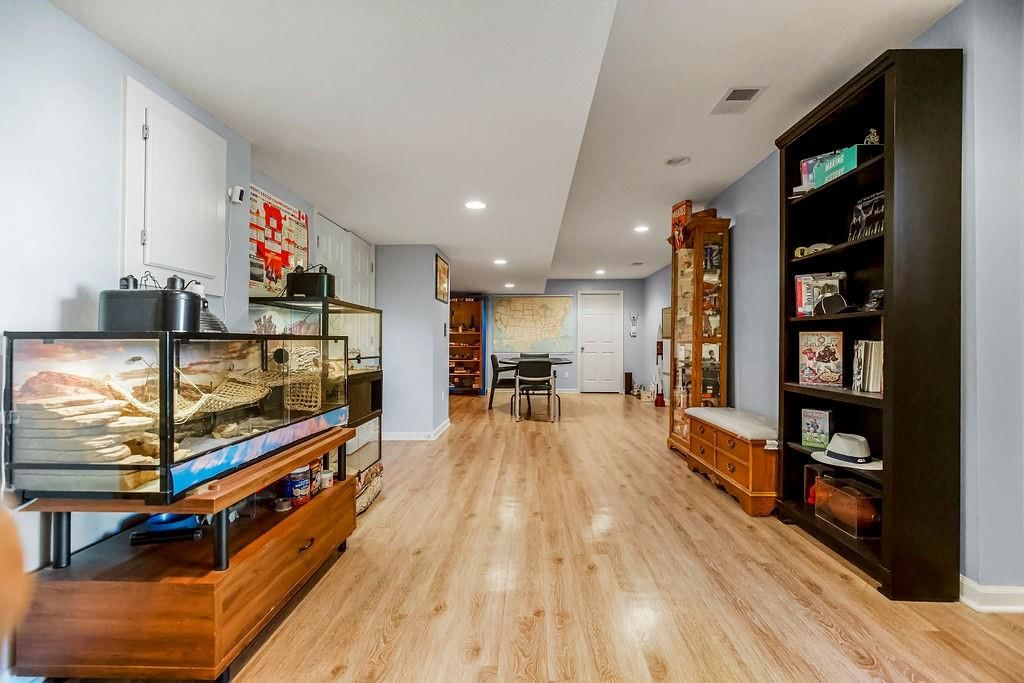 12747 S Hallet Street — photo 31