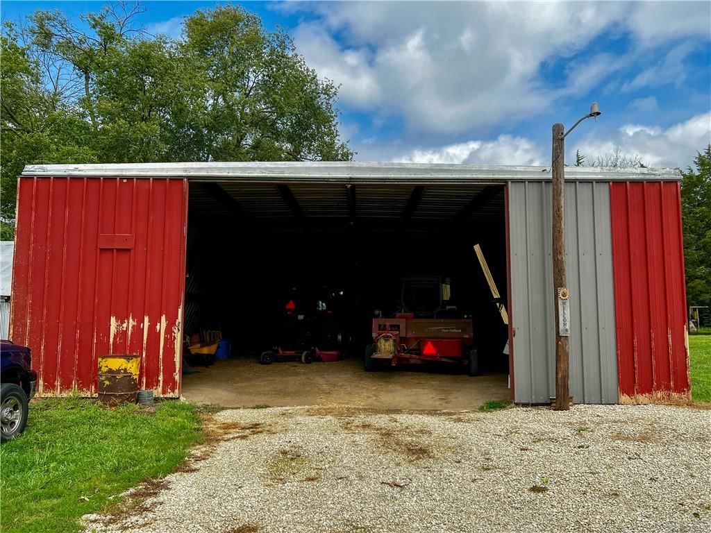 1140 NE 70th Street — photo 30