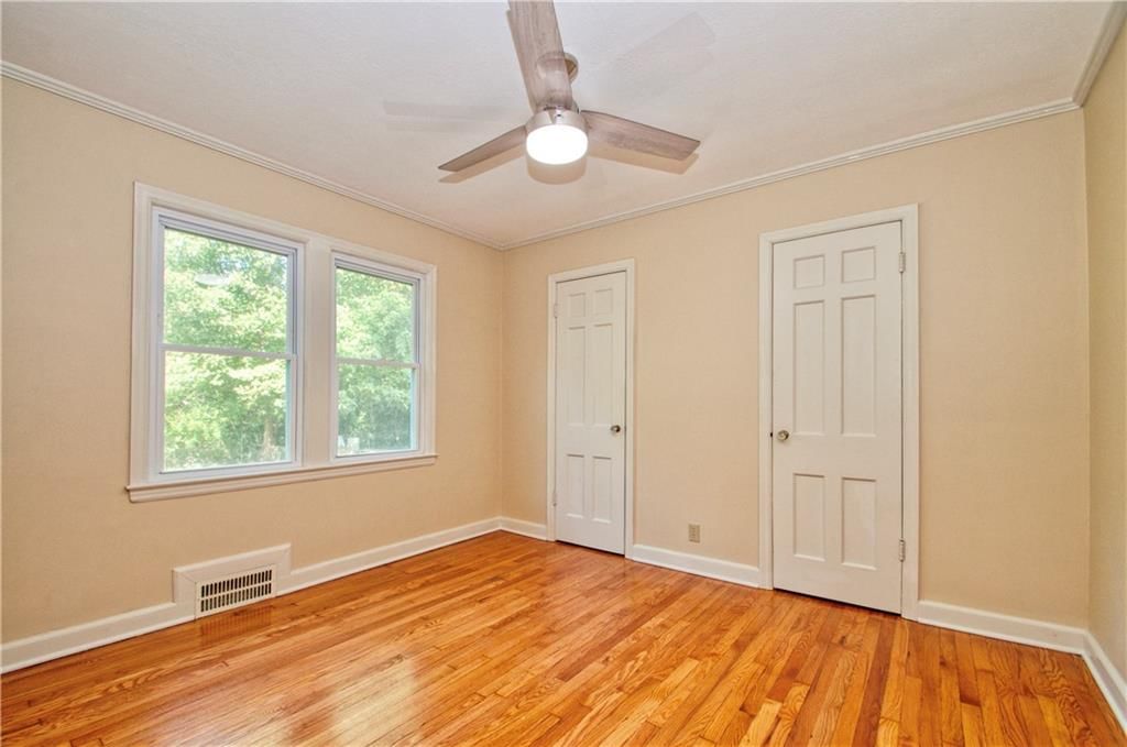 5320 Birch Street — photo 17