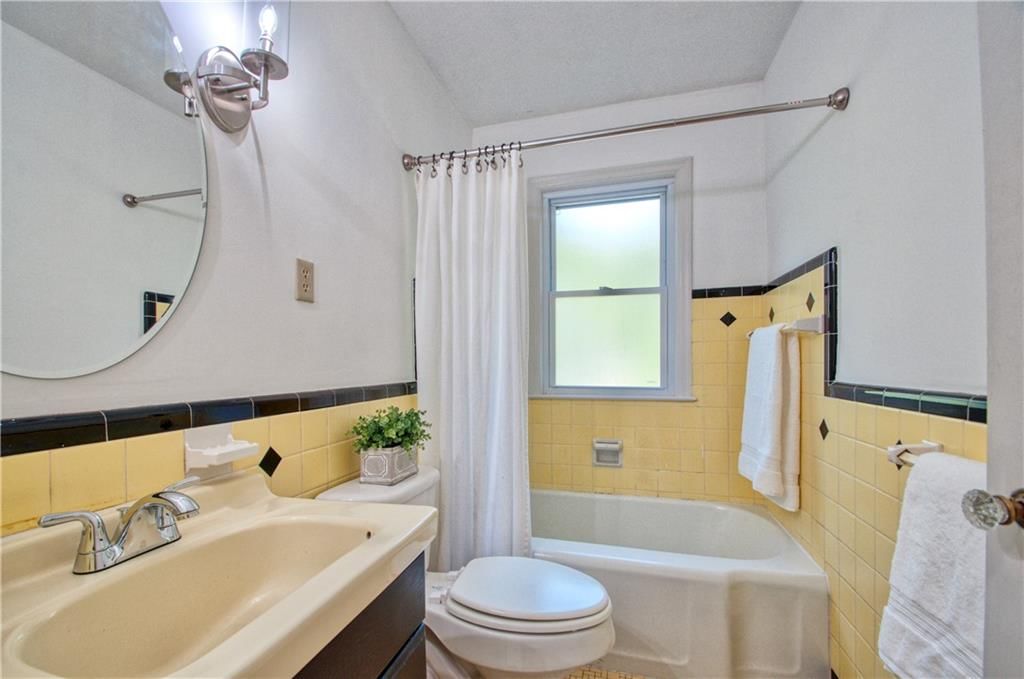 5320 Birch Street — photo 8