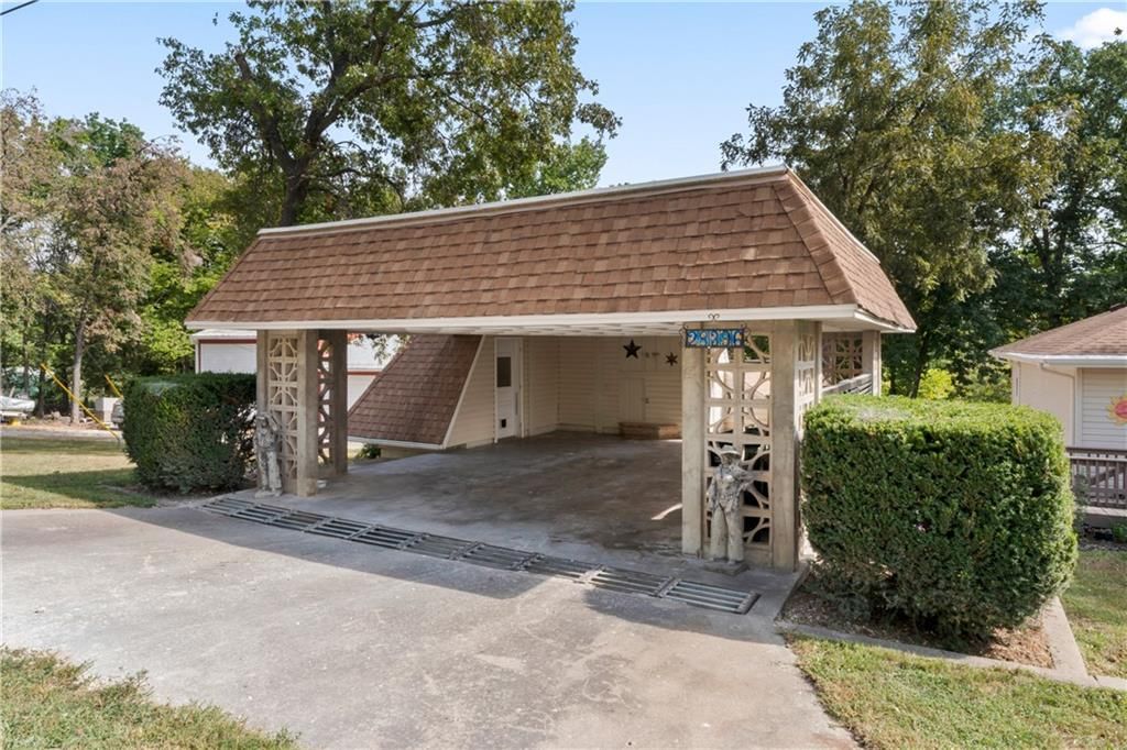 28396 Bali Avenue — photo 7