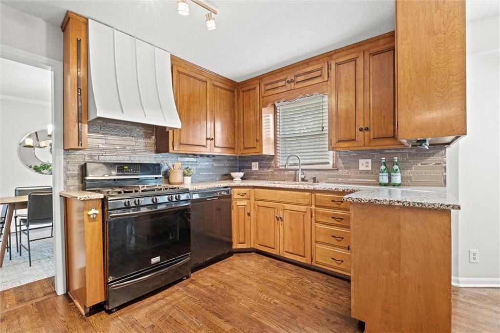 14501 Tomasha Drive — photo 10