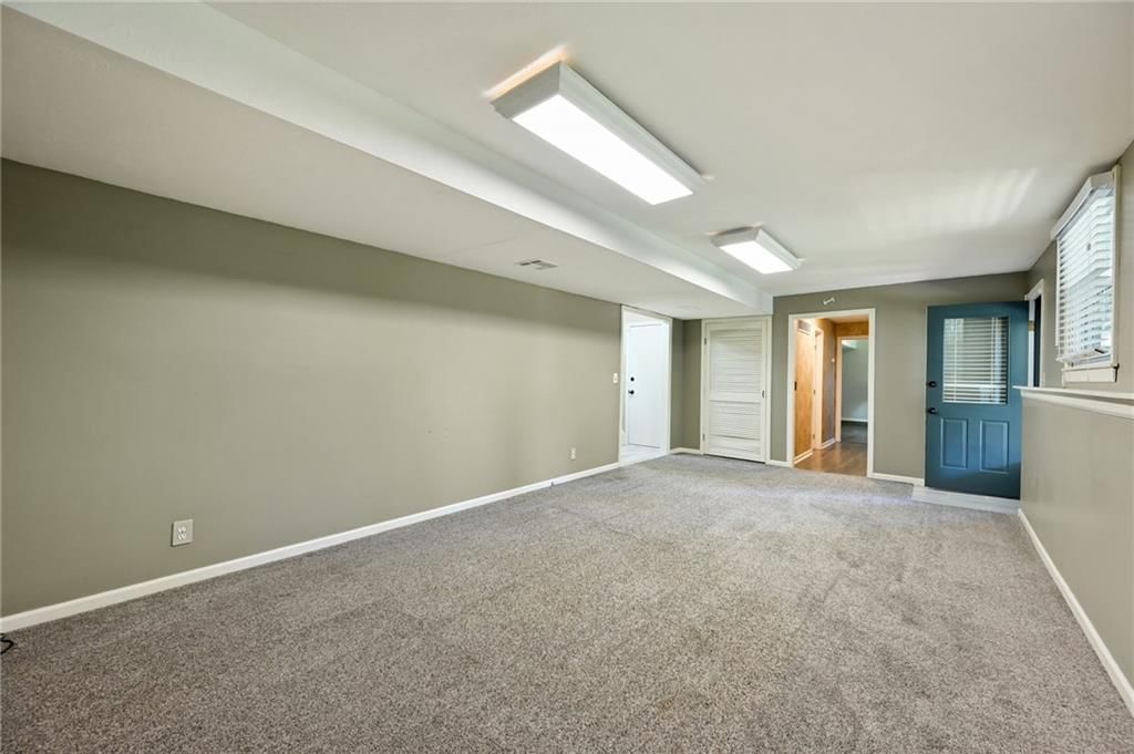 14902 W 84th Street — photo 26