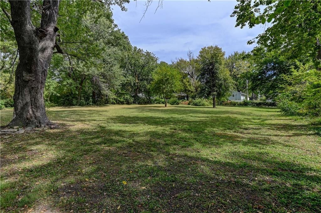 7821 Elm Avenue — photo 36
