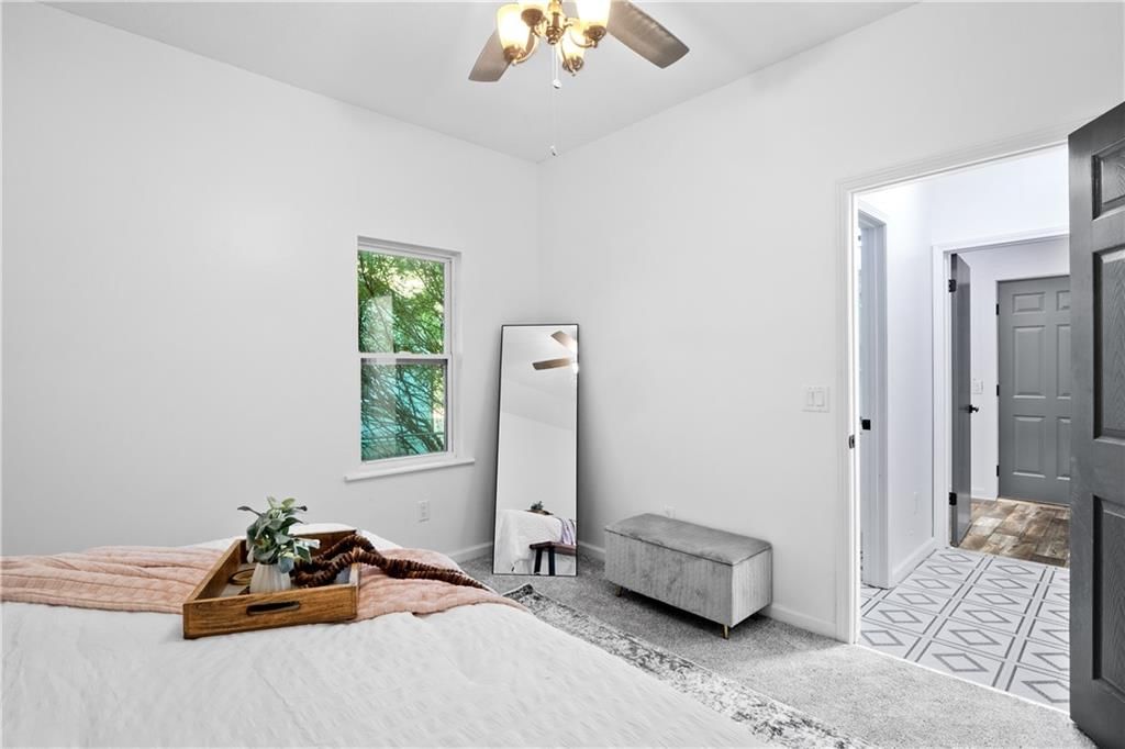 5702 NE 62nd Street — photo 18