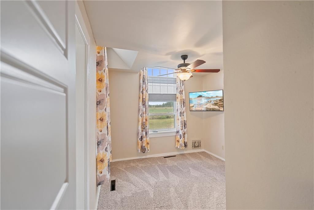 4648 Cr 4300 N/A — photo 18