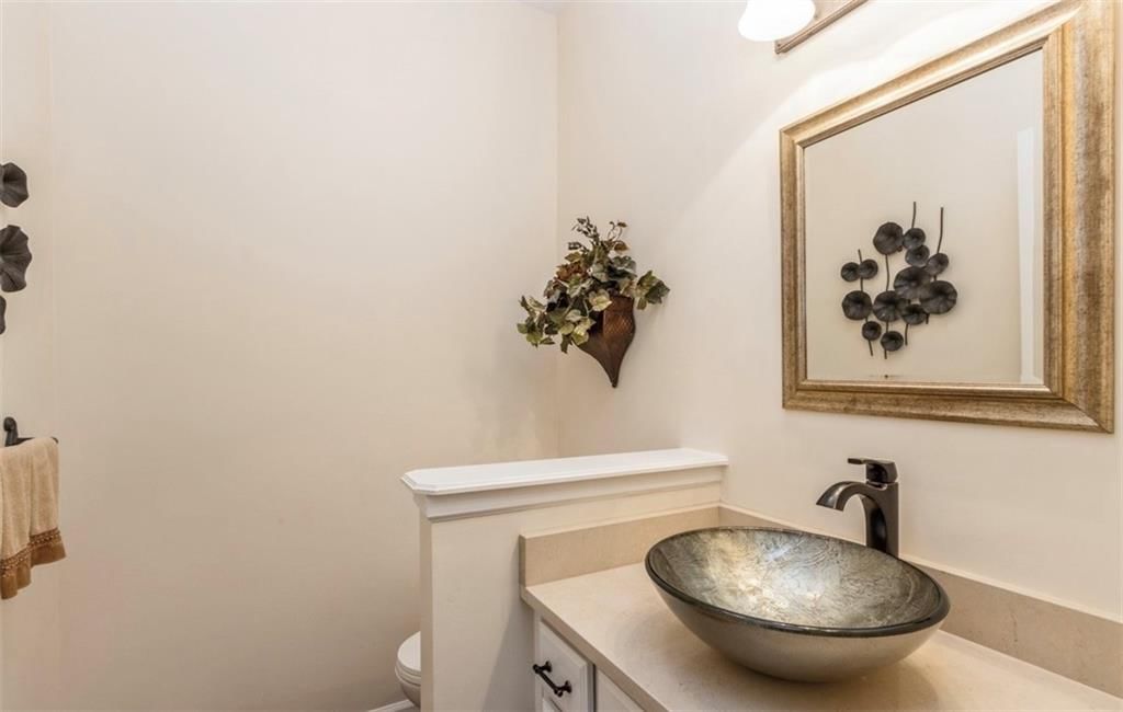 6408 W 144th Street — photo 11