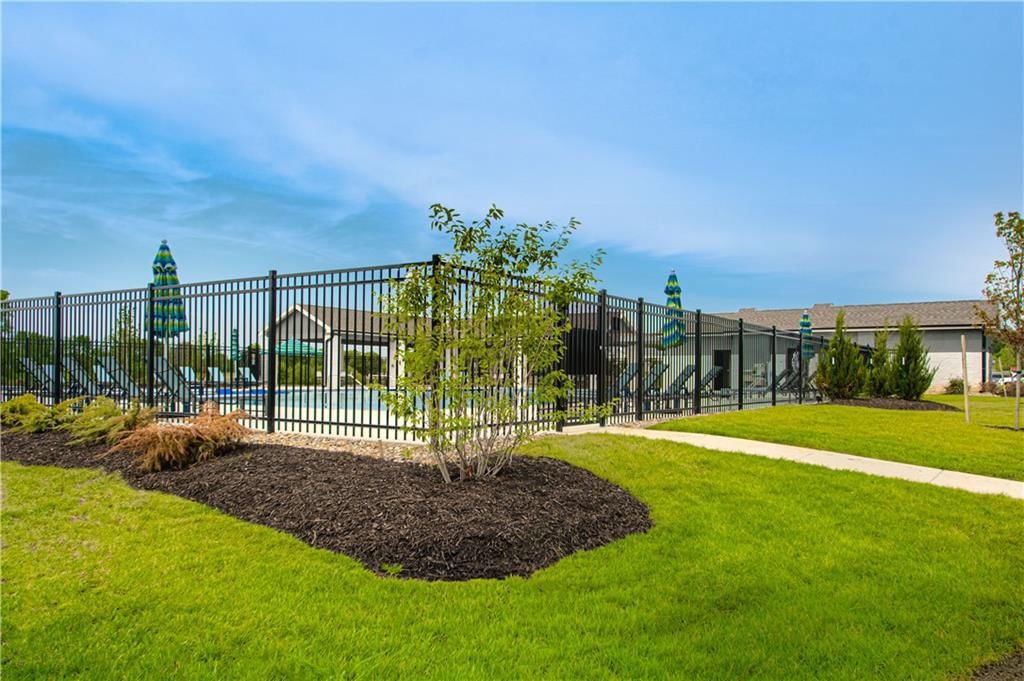 1617 SW Arbor Park Drive — photo 42