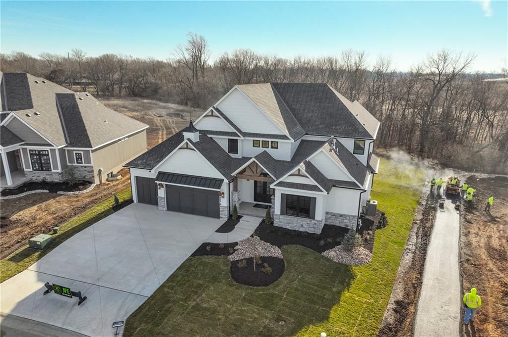 369 NW Patch Court — photo 50