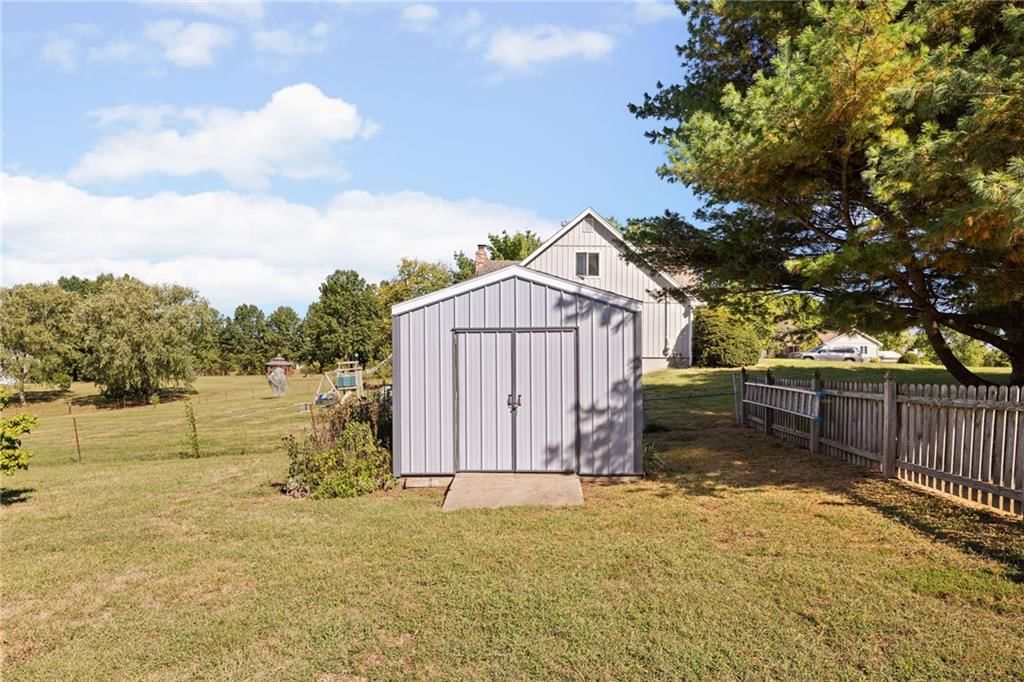 1800 Paddock Drive — photo 19
