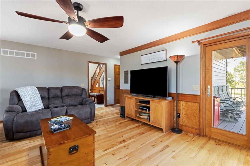 1800 Paddock Drive — photo 26