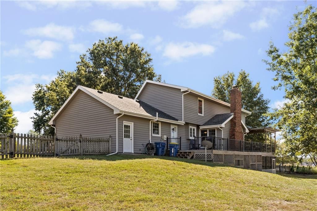 1800 Paddock Drive — photo 9