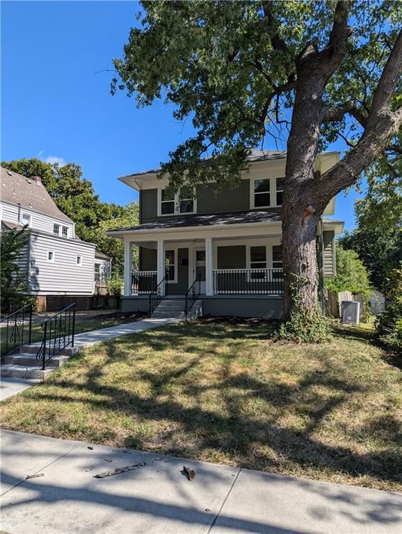 707 Procter Place — photo 4