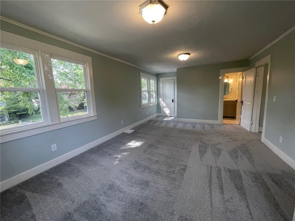 707 Procter Place — photo 33