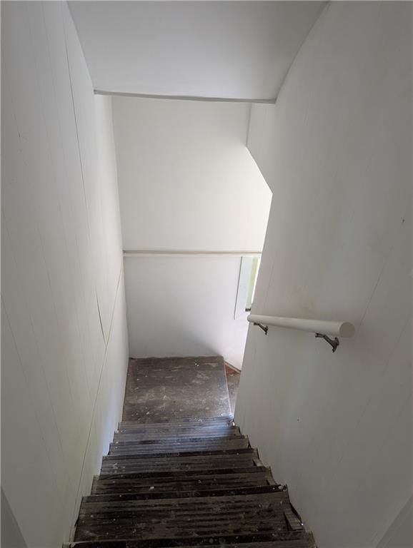 707 Procter Place — photo 34