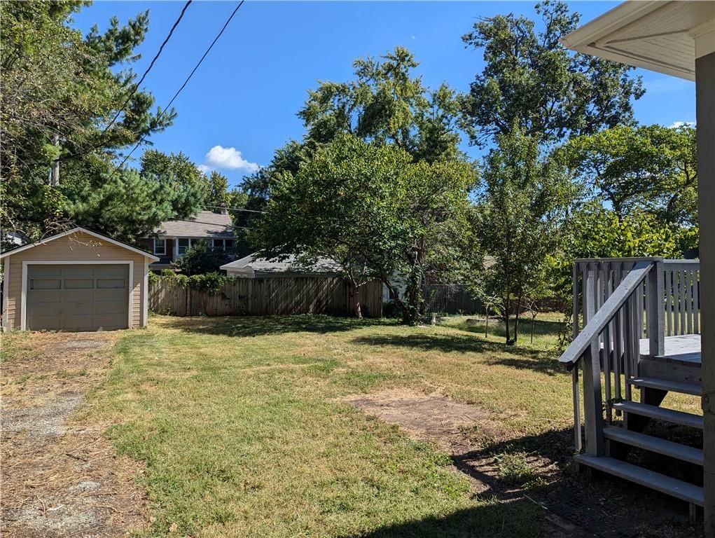 707 Procter Place — photo 41
