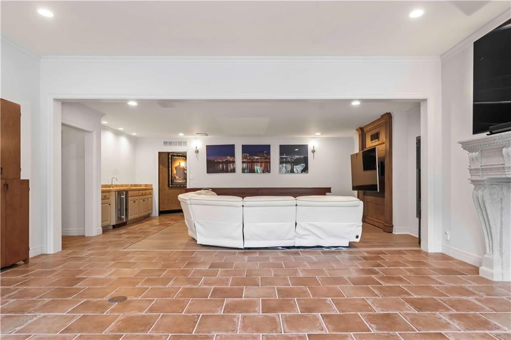 11209 Meadow Lane — photo 41