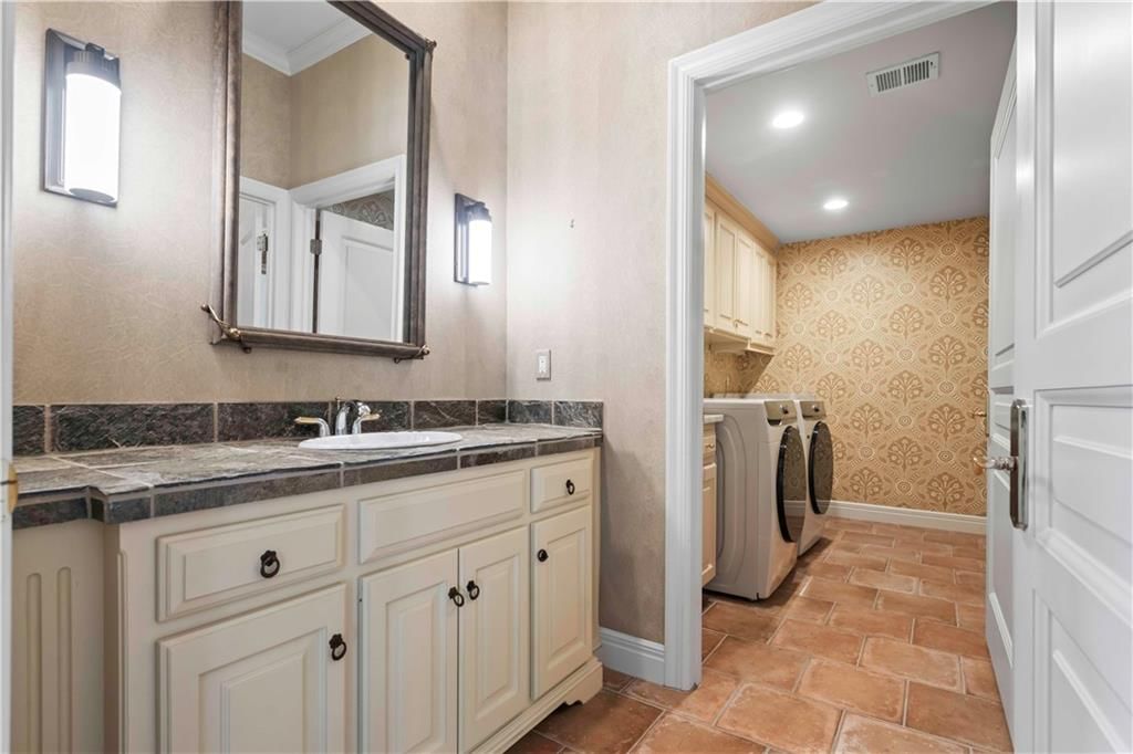 11209 Meadow Lane — photo 47