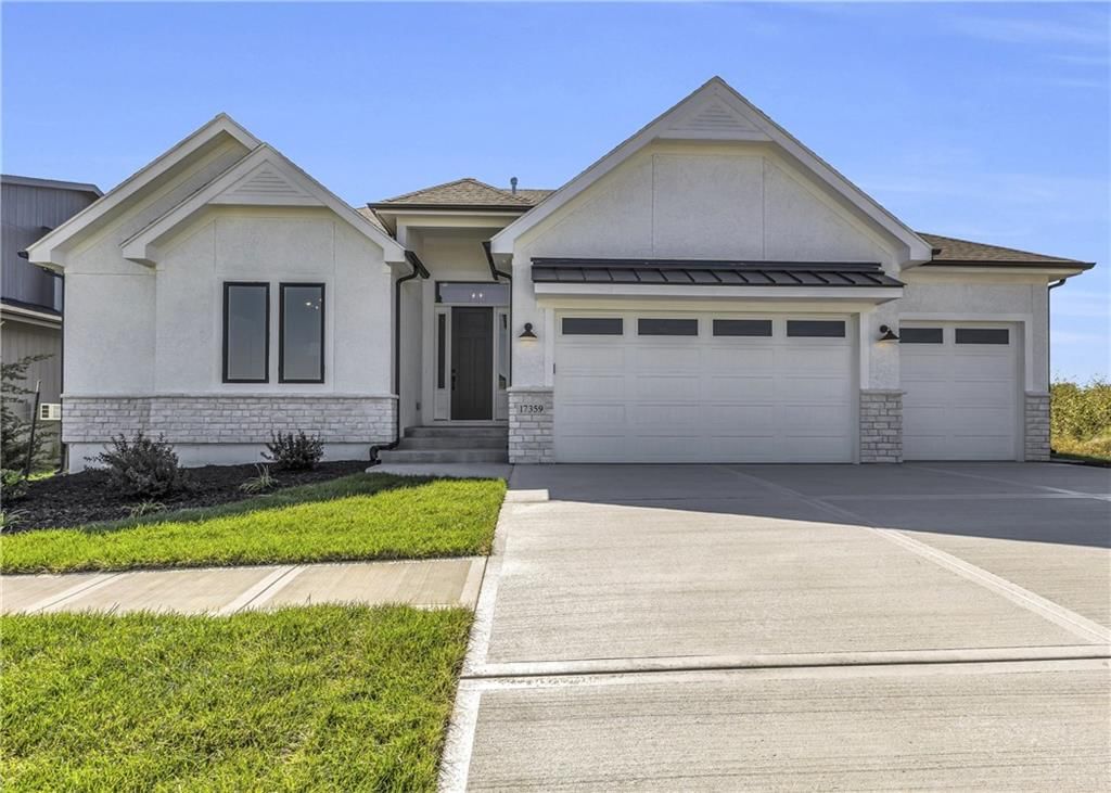 17359 W 169th Terrace, Olathe, KS