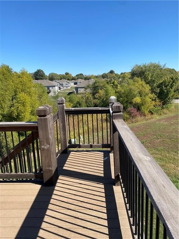 16907 Meadow Creek Court — photo 36