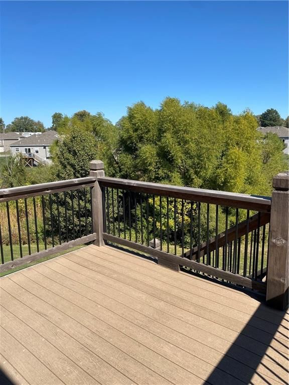 16907 Meadow Creek Court — photo 38