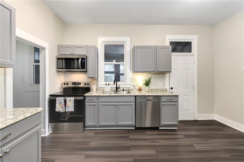 621 Walnut Street — photo 17