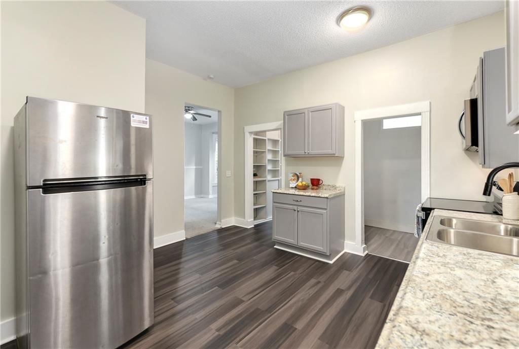 621 Walnut Street — photo 19