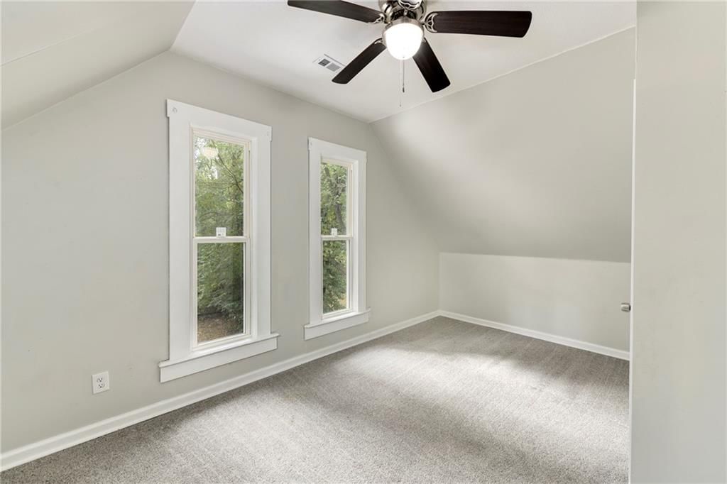 621 Walnut Street — photo 27