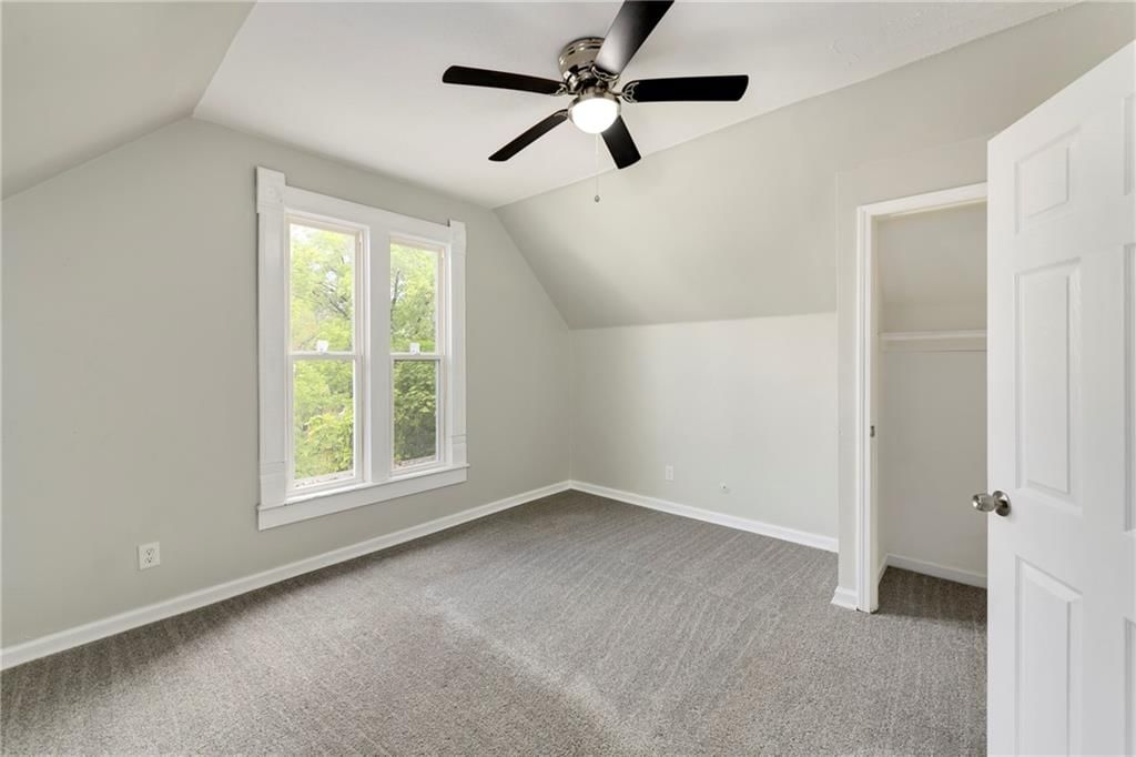 621 Walnut Street — photo 29