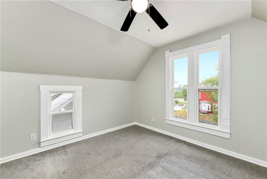 621 Walnut Street — photo 30