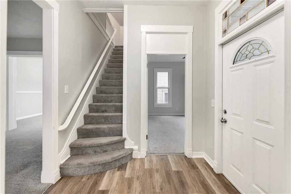 621 Walnut Street — photo 8