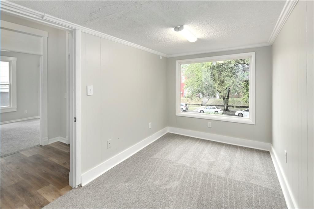 621 Walnut Street — photo 9