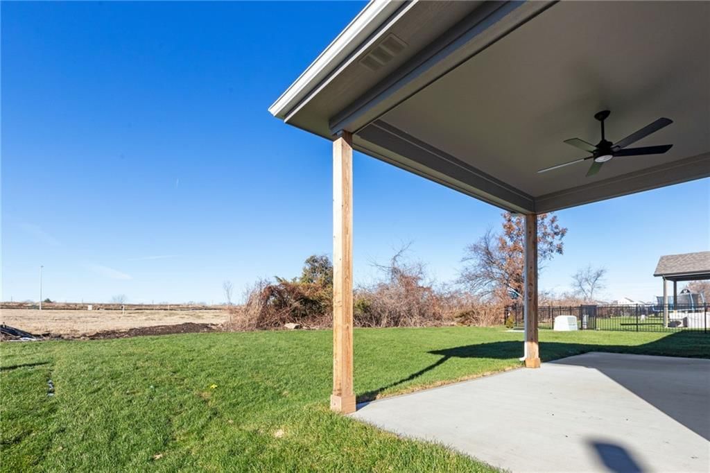 19425 W 202nd Street — photo 36