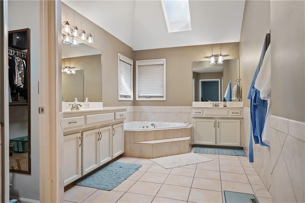 8233 N Flora Avenue — photo 19