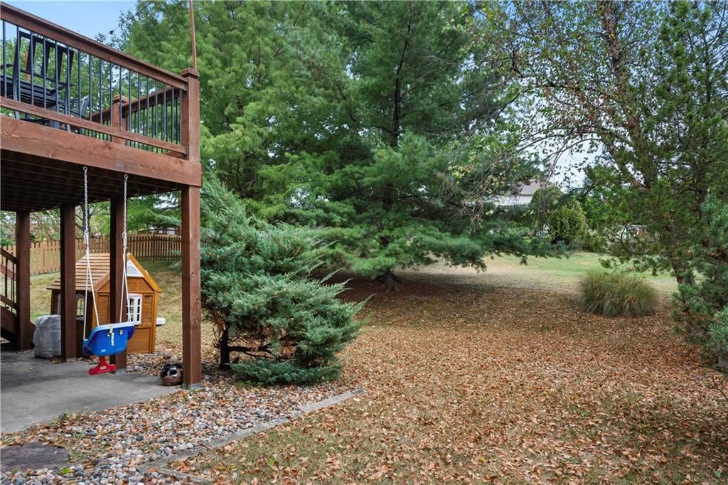 8233 N Flora Avenue — photo 41