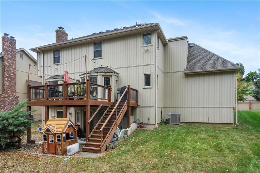 8233 N Flora Avenue — photo 42