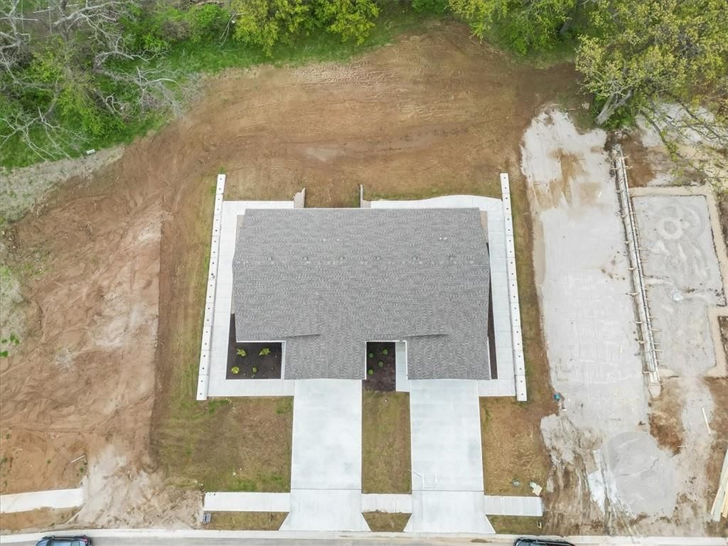 796 Highland Drive — photo 35