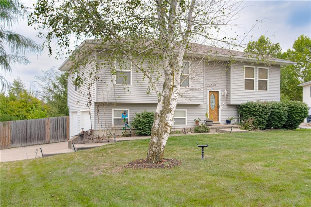300 N Redbird Street — photo 2